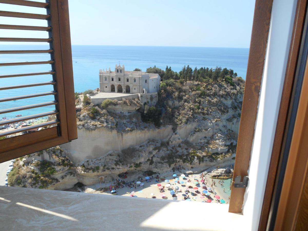 Bluemind Aparthotel Tropea Exterior foto